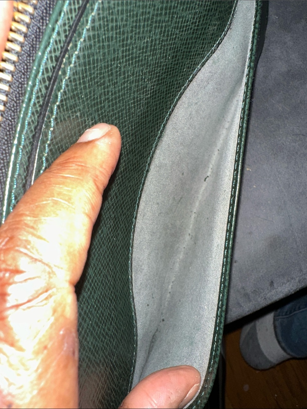 Louis Vuitton Dark Green Leather Toiletry Bag with Wristlet PREOWNED AUTHENTIC. - Picture 12 of 12